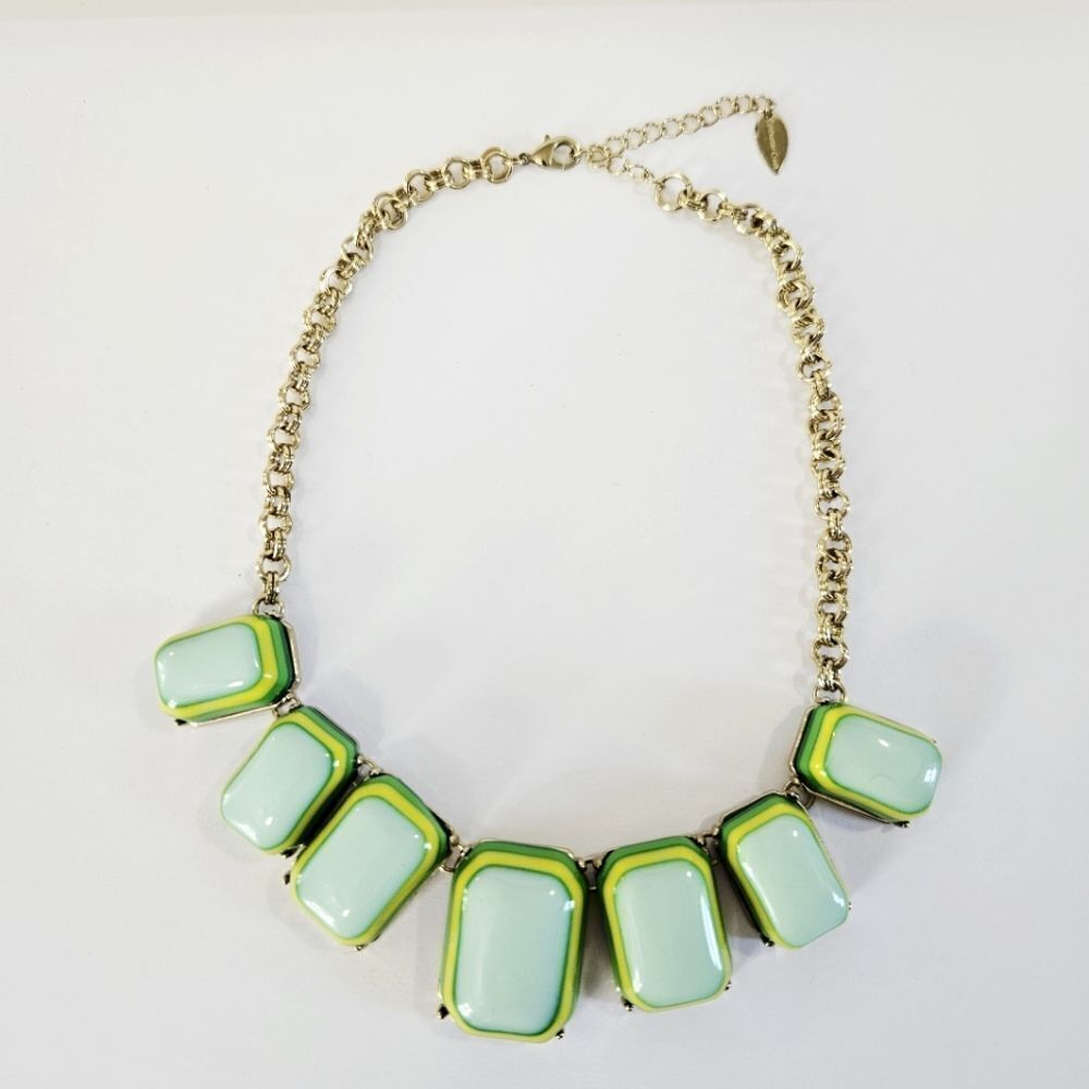 Coldwater Creek Green Yellow Acrylic Geode Faux Stone Cabochon Chunky Necklace